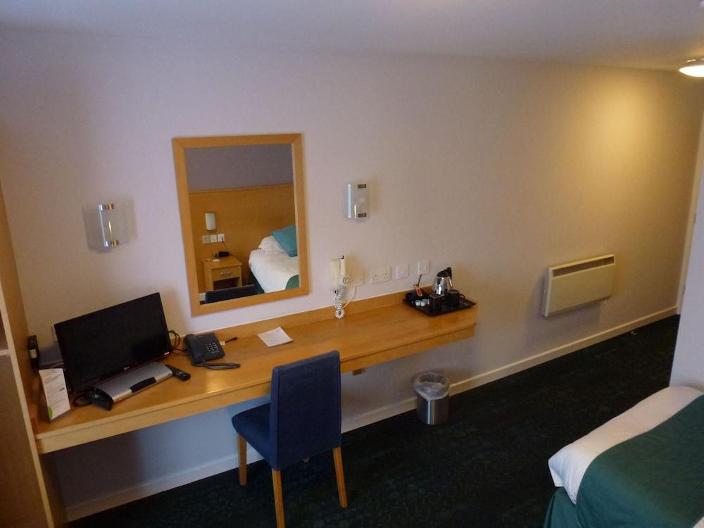 The Olympic Lodge Aylesbury  Exteriör bild