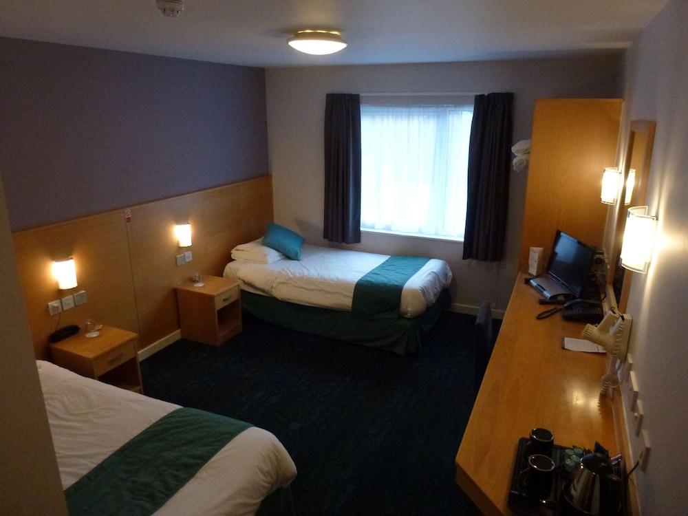 The Olympic Lodge Aylesbury  Exteriör bild